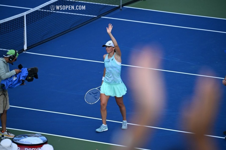 新疆队在主 新疆队在主