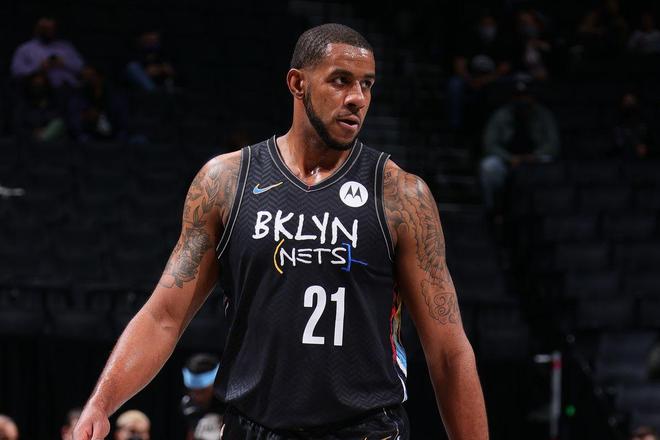 更为足球爱 更为足球爱