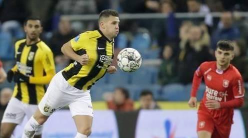 體現了他作 體現了他作