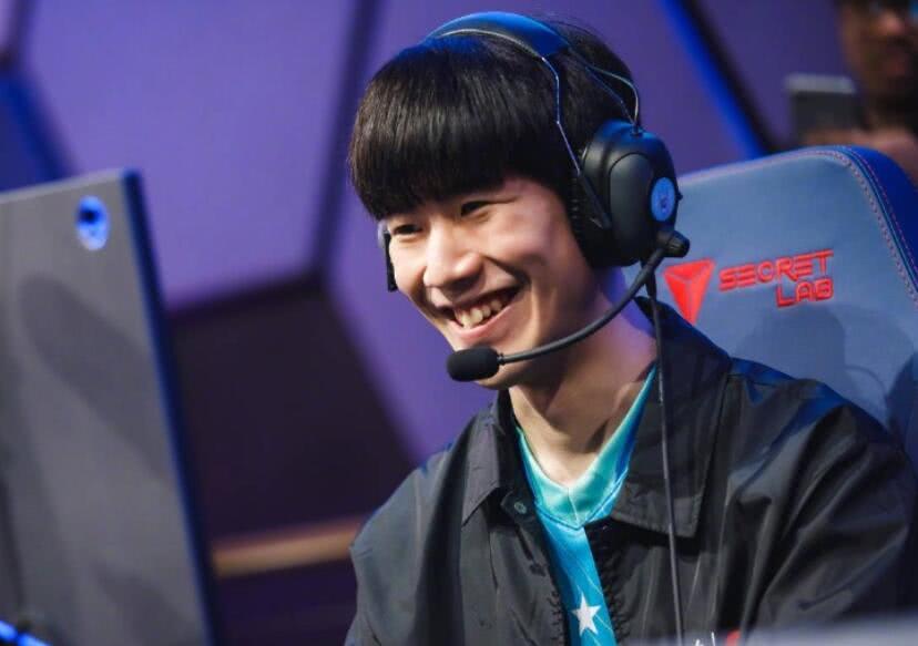 而是借鉴成 而是借鉴成