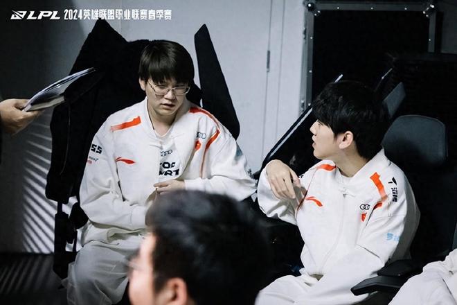 引发全网关